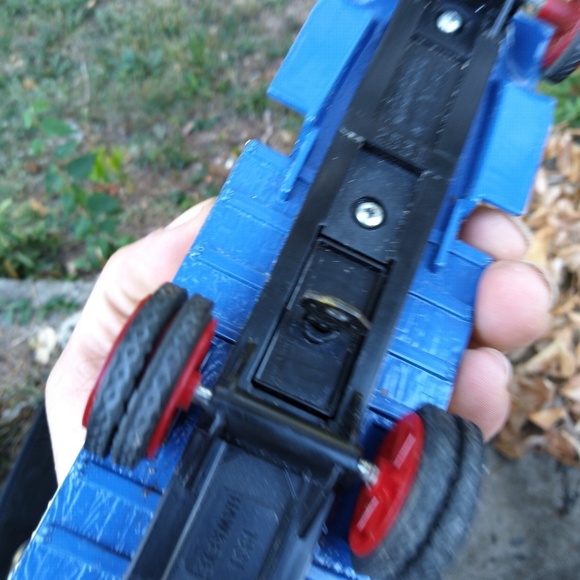 True value metal car bank - Picture 5 of 7